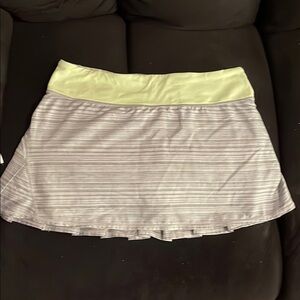 Lululemon Athletica Gray and White Skater Mini Skirt